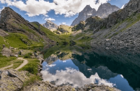 Sept 10 - Hike & Yoga retreat with Elena
